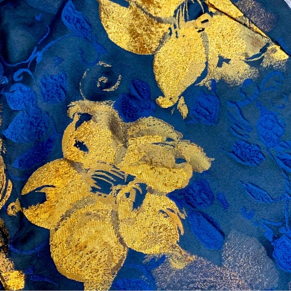 Zara - Picture 2 of 5